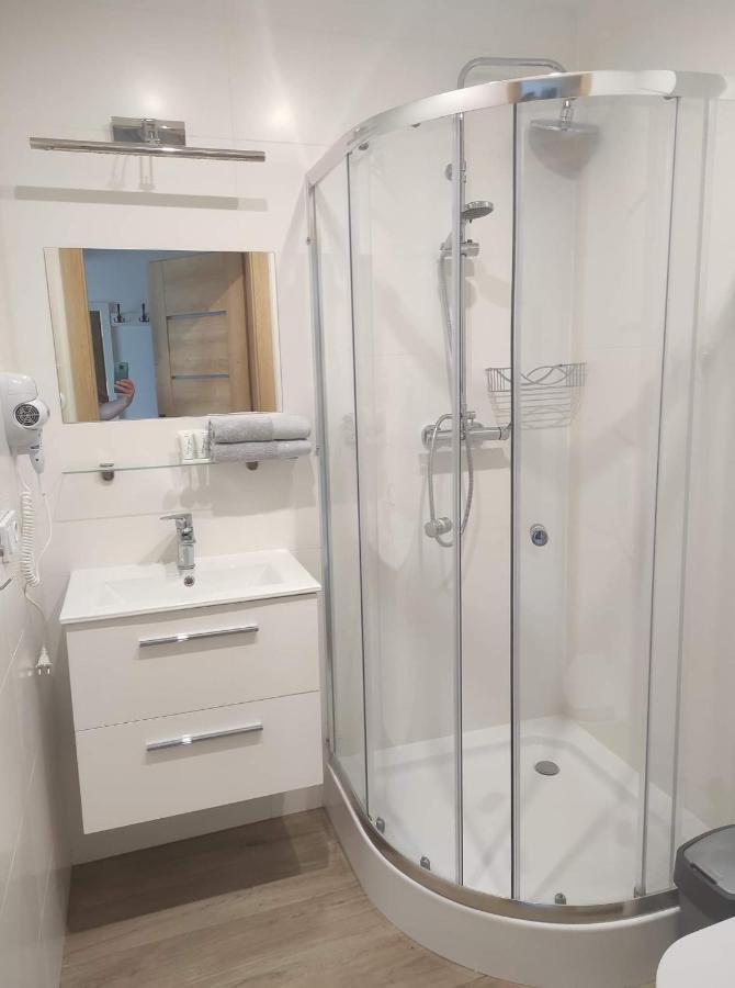 Spij W Kudowie Apartament I Pokoje Goscinne Кудова-Здруй Экстерьер фото